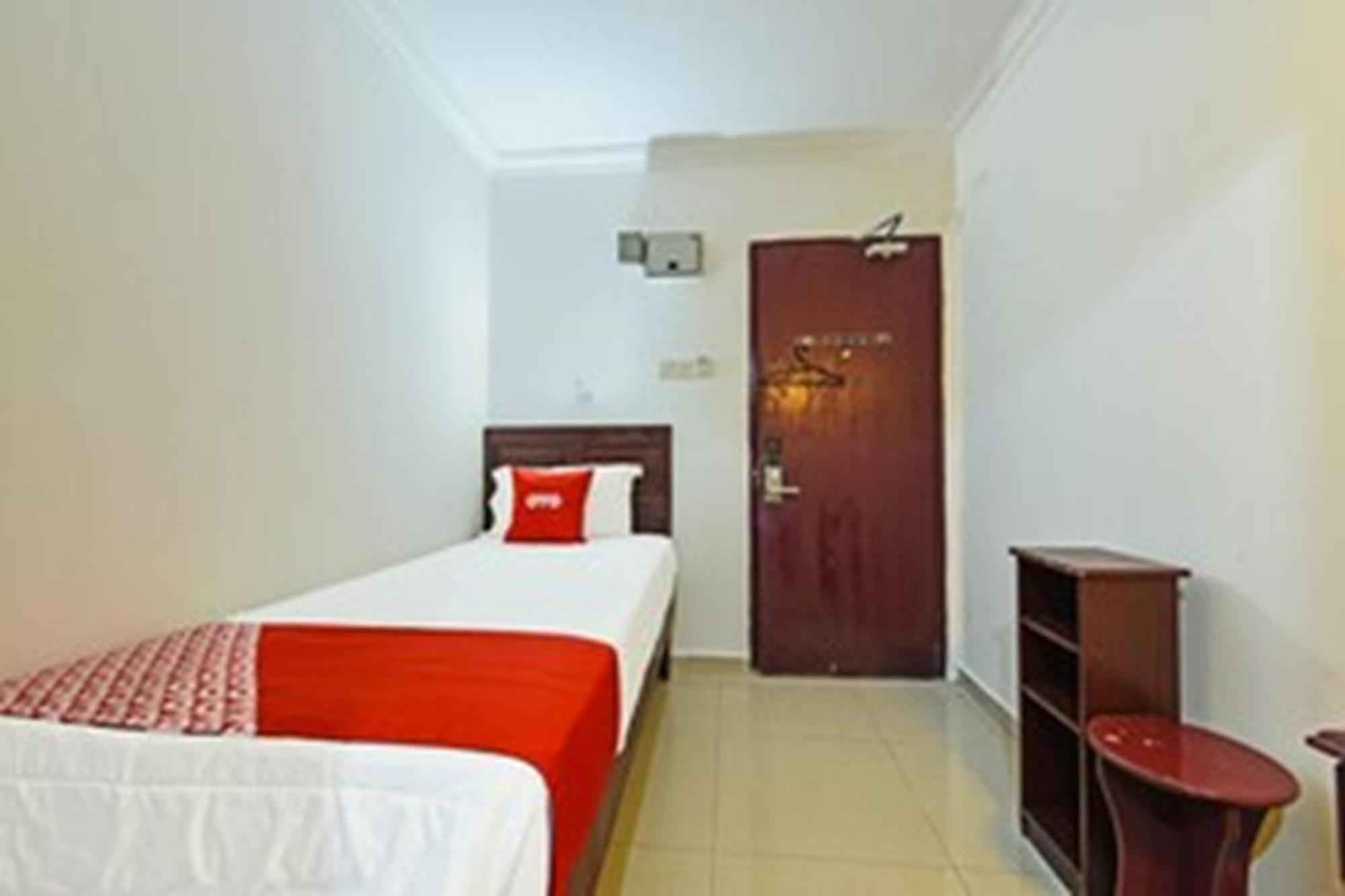 Super Oyo 90572 J Hotel Masjid India Kuala Lumpur Extérieur photo