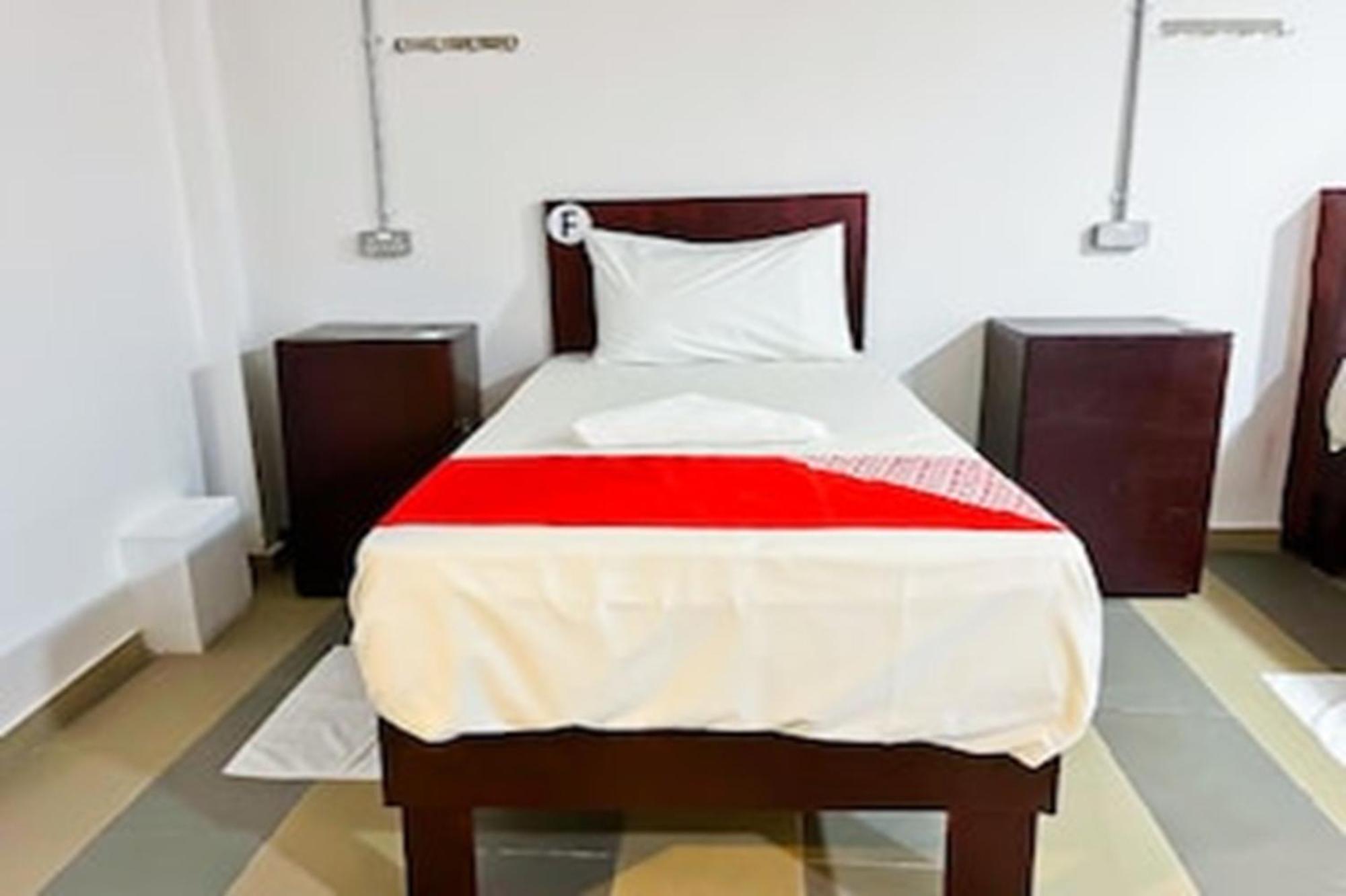 Super Oyo 90572 J Hotel Masjid India Kuala Lumpur Extérieur photo