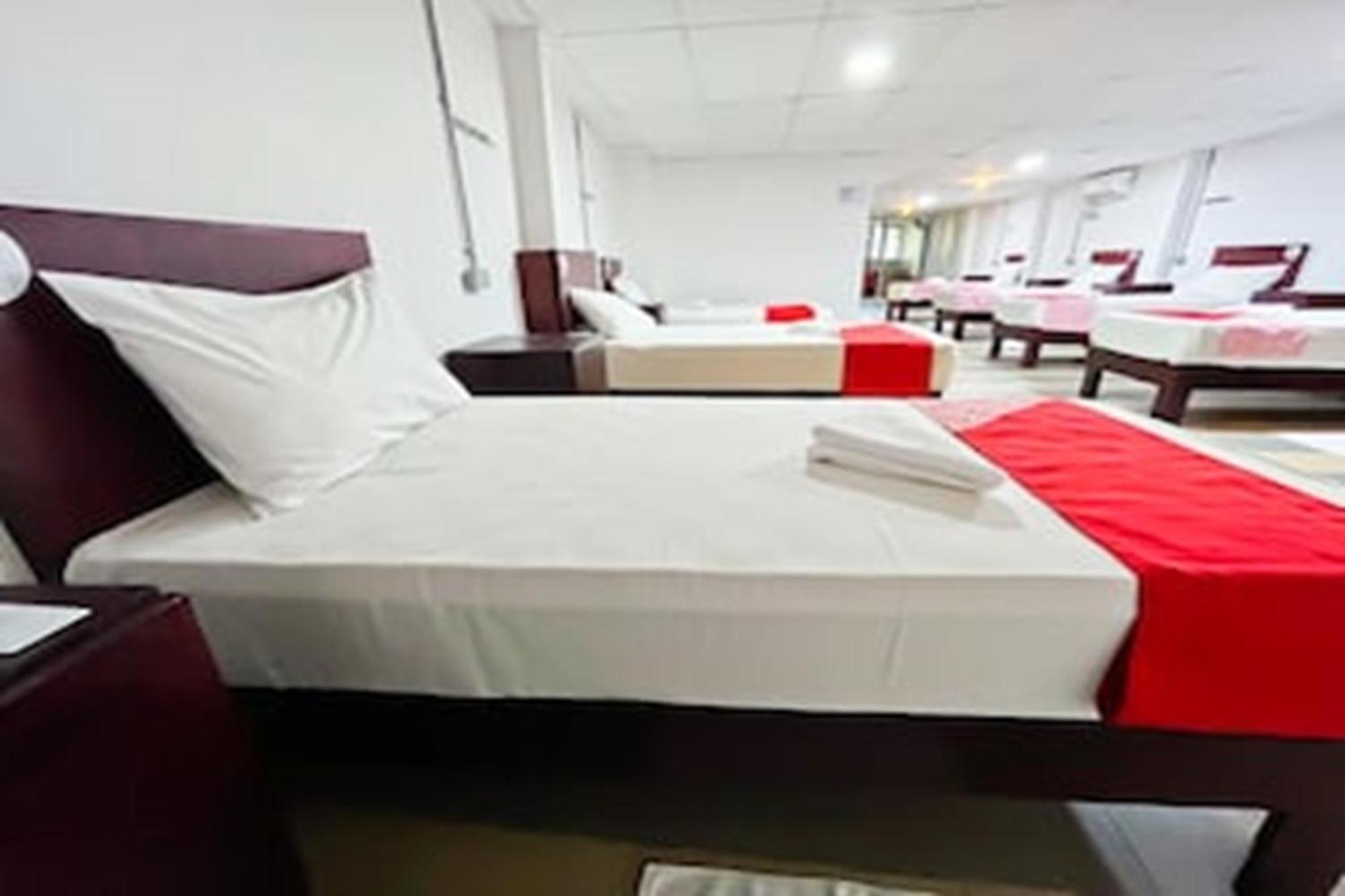 Super Oyo 90572 J Hotel Masjid India Kuala Lumpur Extérieur photo
